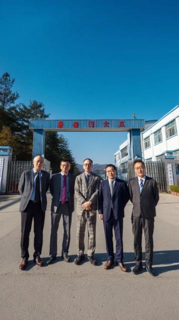 成都新晋上machine:汽车空调养护升级,路尊汽修引领制冷革新